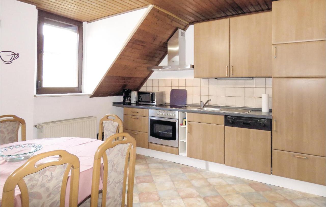 Gorgeous Apartment In Lahnstein With Kitchen 外观 照片