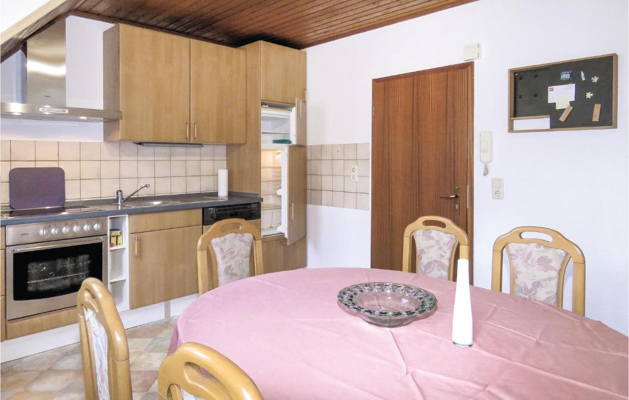 Gorgeous Apartment In Lahnstein With Kitchen 外观 照片